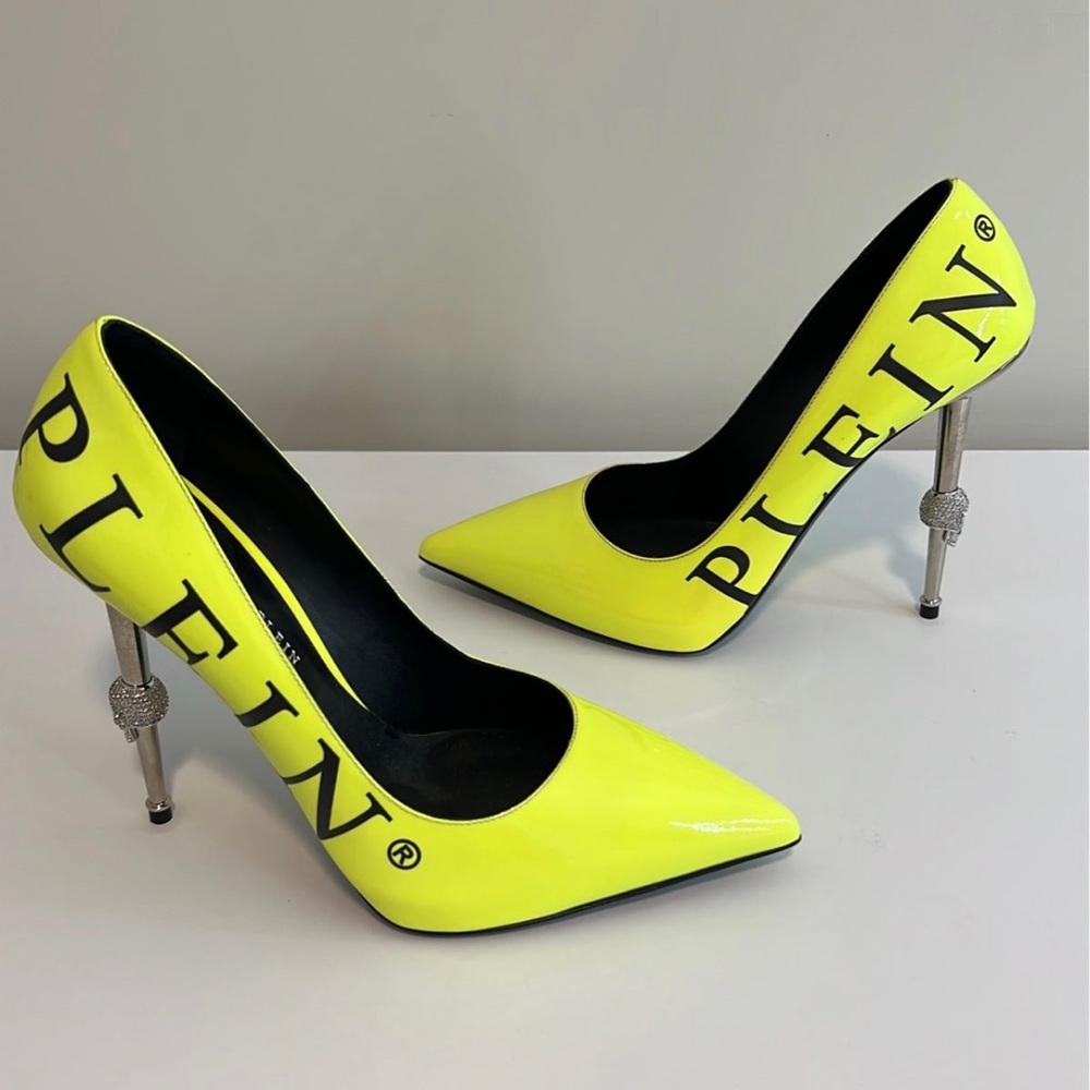 Philipp Plein Skull Neon Pointed-Toe Pumps